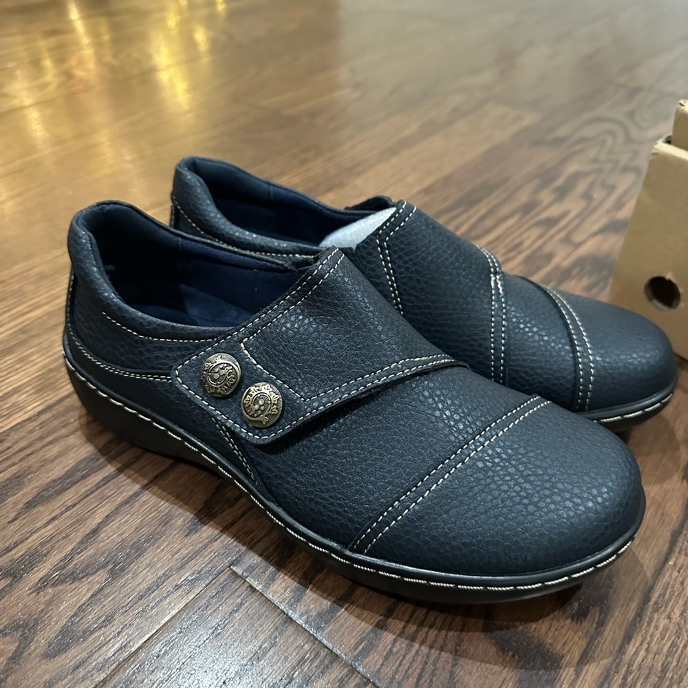 Elegant Navy Blue Leather Loafers